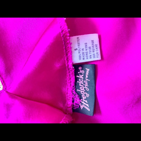 Never worn Purple/Fuchsia Lingerie size small - Picture 2 of 3